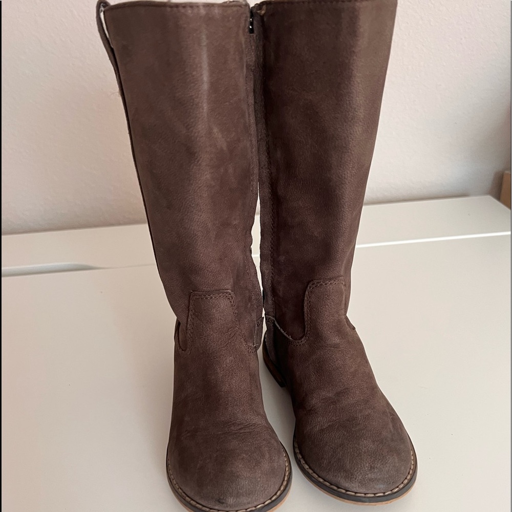 PEEK brown boots